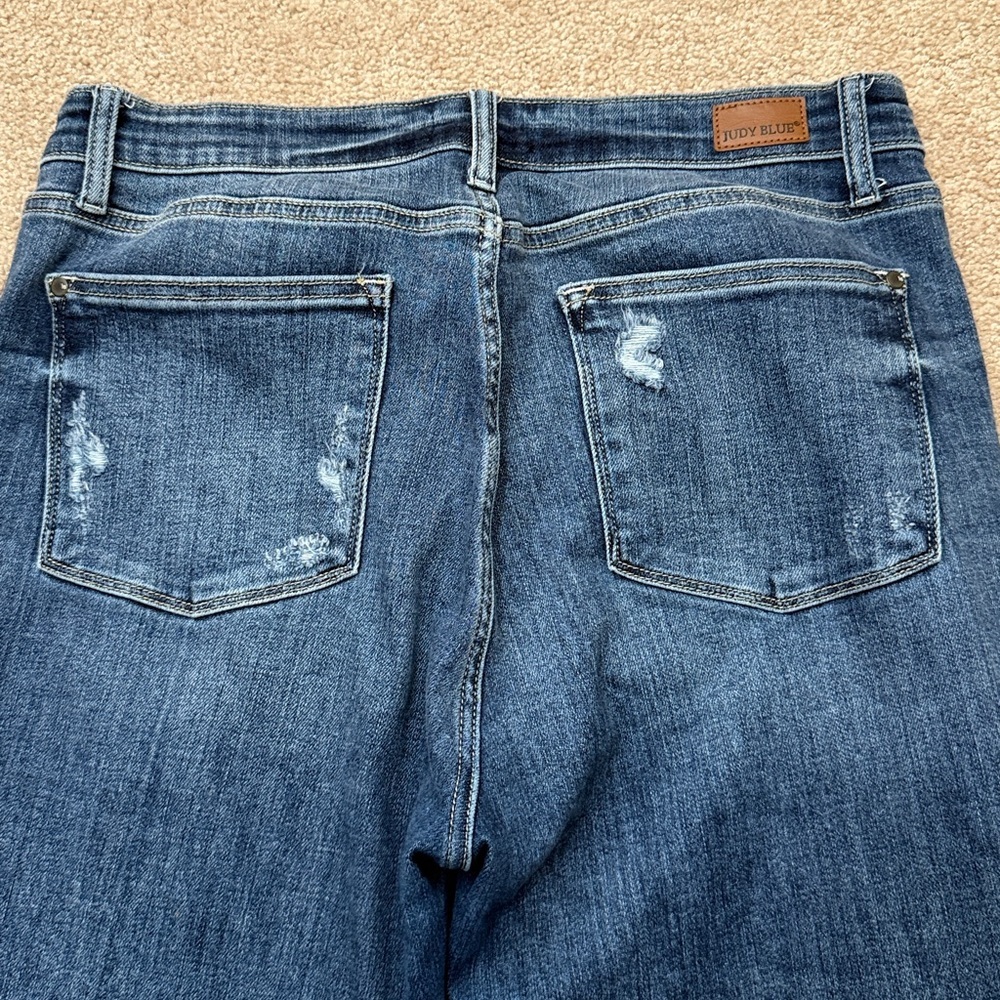 Judy Blue High Rise Distressed Dark Indigo Trouser Flare Stretch Jeans Size 31 - Picture 5 of 9